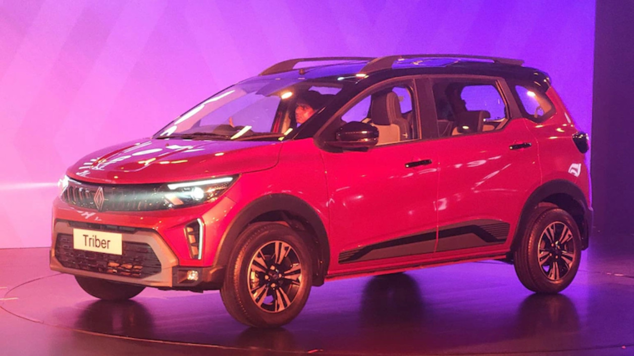 Its 1.0-litre petrol-only powertrain is efficient for city use, while light steering aids urban driv