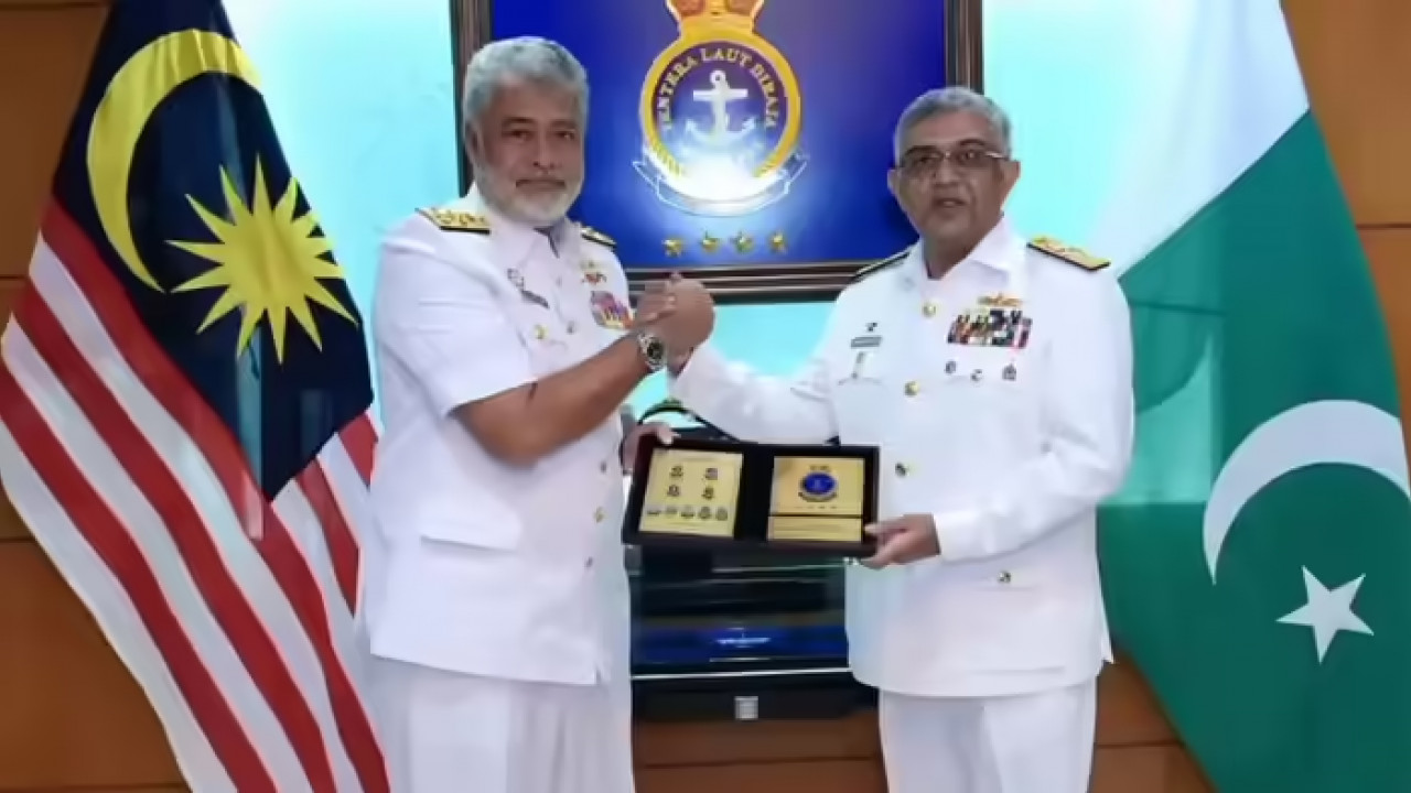 Pakistan Navy Chief Holds Urgent Meetings With Top Generals After Modi’s Malaysia Visit