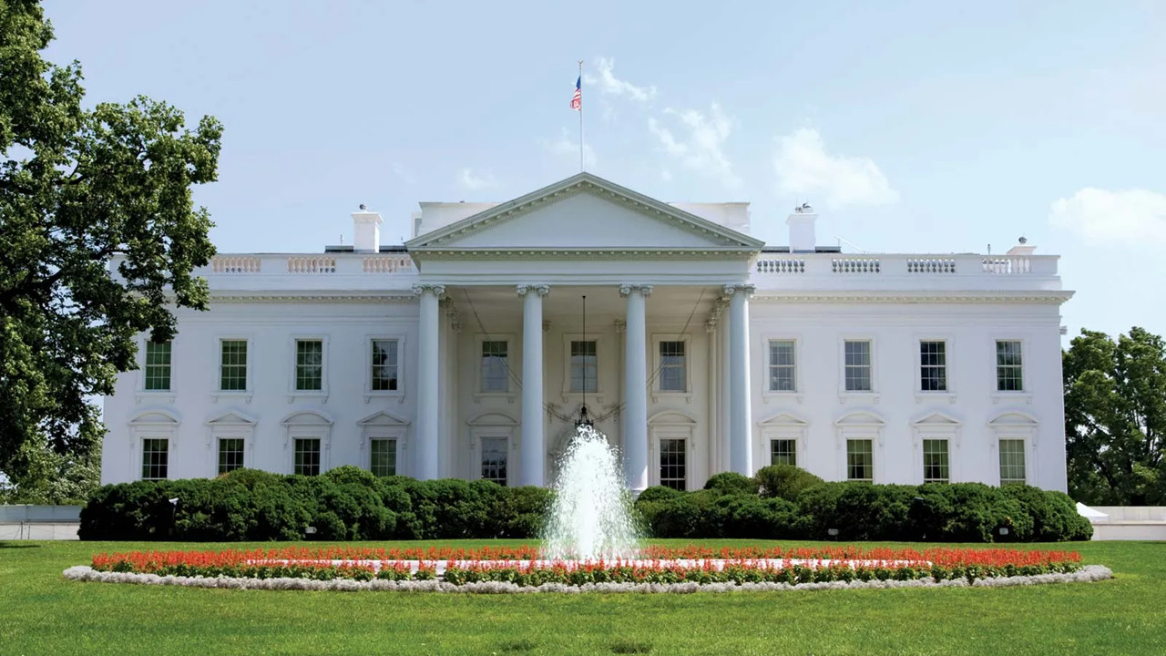 Multiple Shots Fired Outside White House During Trump’s Presence, Attacker Killed