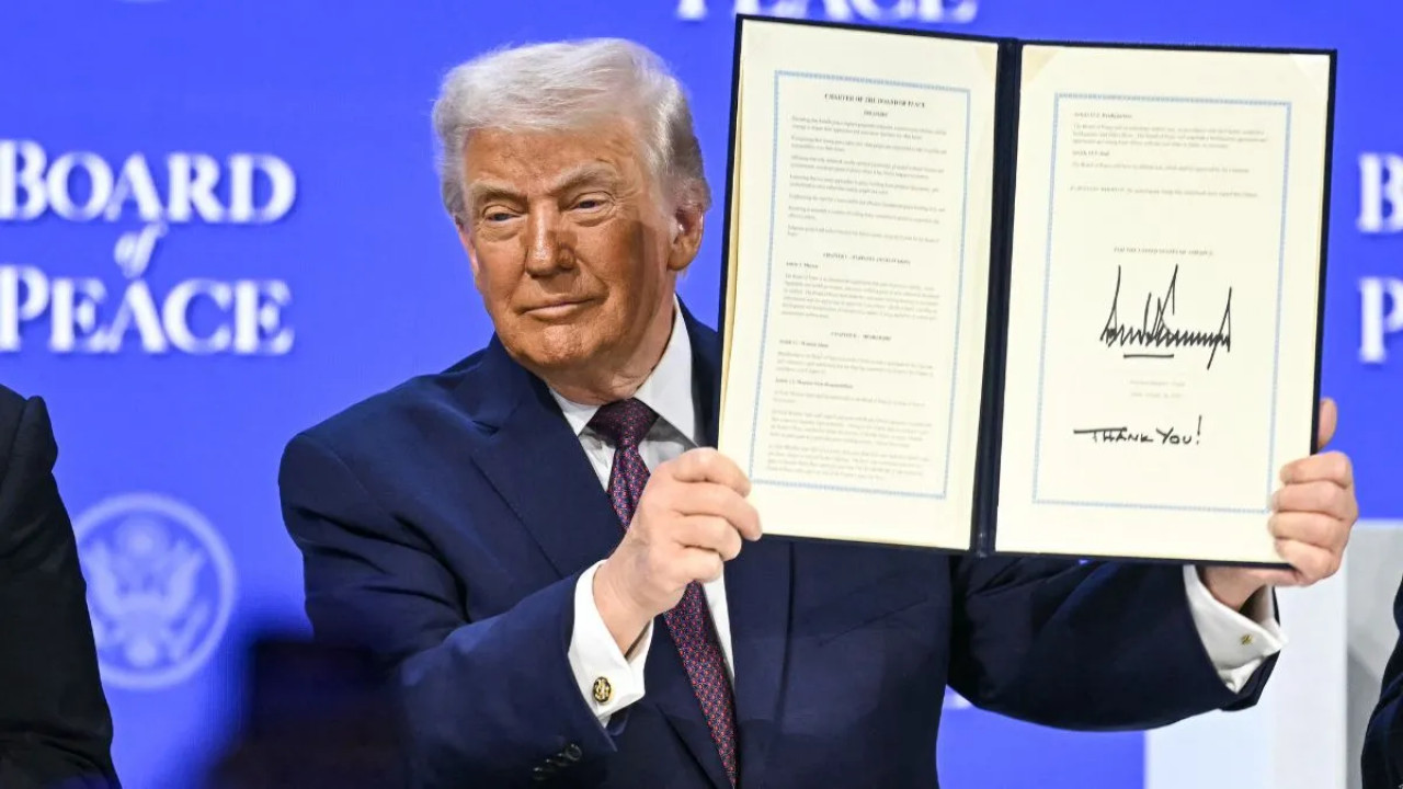 Donald Trump Announces $5 Billion Pledge for Gaza Reconstruction Under Board of Peace