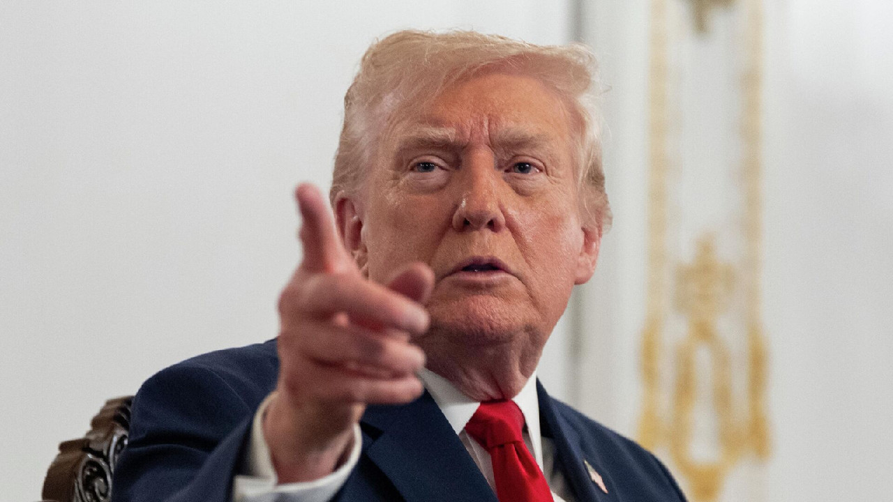 ‘Hand It Over or Destroy It’: Trump’s Tough Message to Iran on Uranium