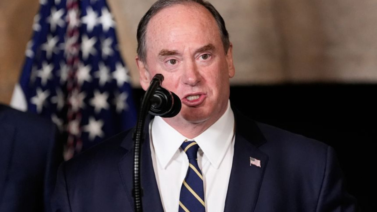 Major Blow to Donald Trump Administration: Navy Secretary John Phelan Resigns Amid Rising Iran Tensions