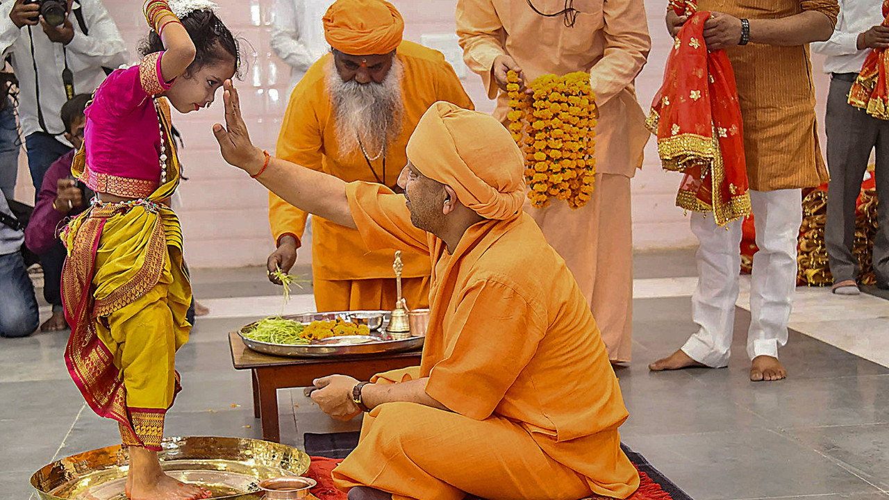 Kanya Pujan 2026: What gifts should you give young girls?