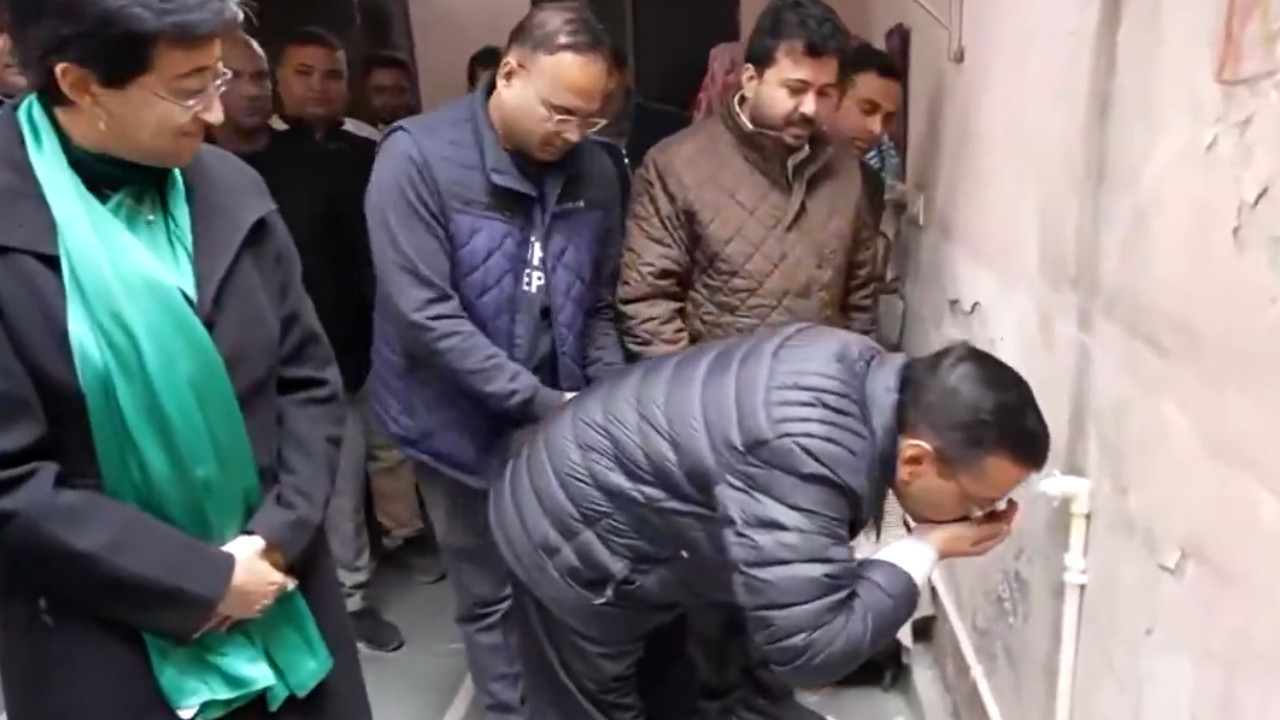 Kejriwal Inaugurates Booster Pumping Station for Rajinder Nagar Residents