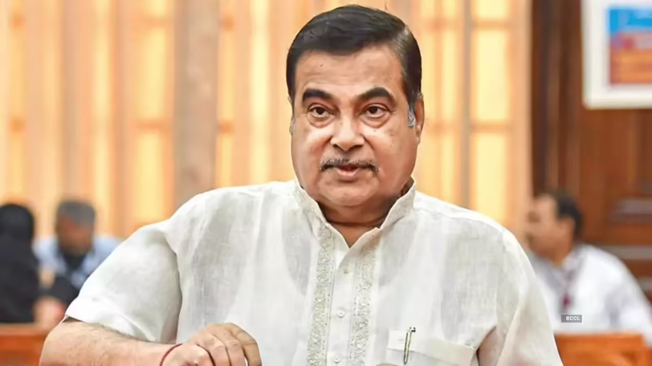 Make Gadkari PM if Modi Retires”: Congress MLA Stirs Debate Over RSS Chief’s Remark