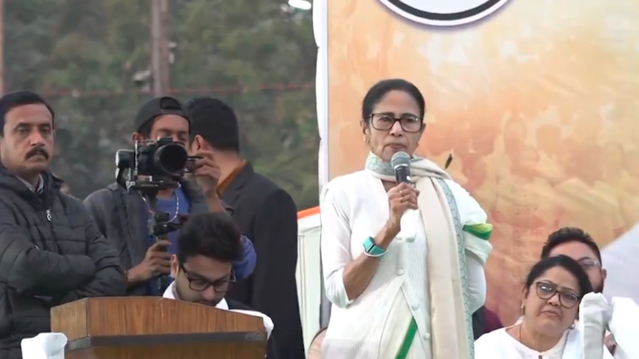 Mamata Banerjee defends action during I-PAC raid; accuses BJP of using ED, EC as political weapons 