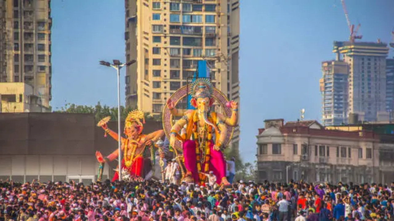 Mumbai’s ‘Golden Ganpati’: From a 14-Inch Idol to a 14-Foot Marvel in 71 Years