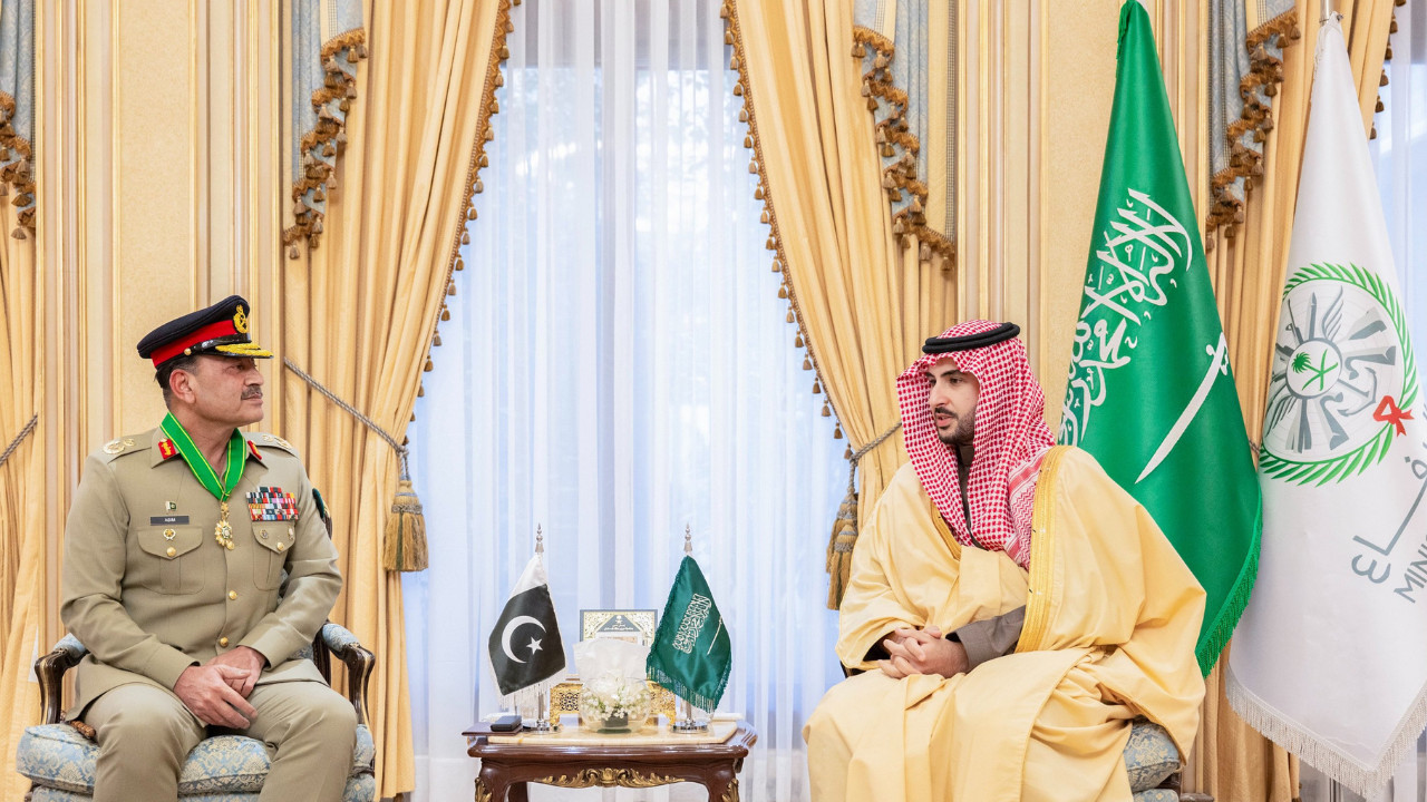 Pakistan negotiating with Saudi Arabia, may supply JF-17 fighters as debt repayment