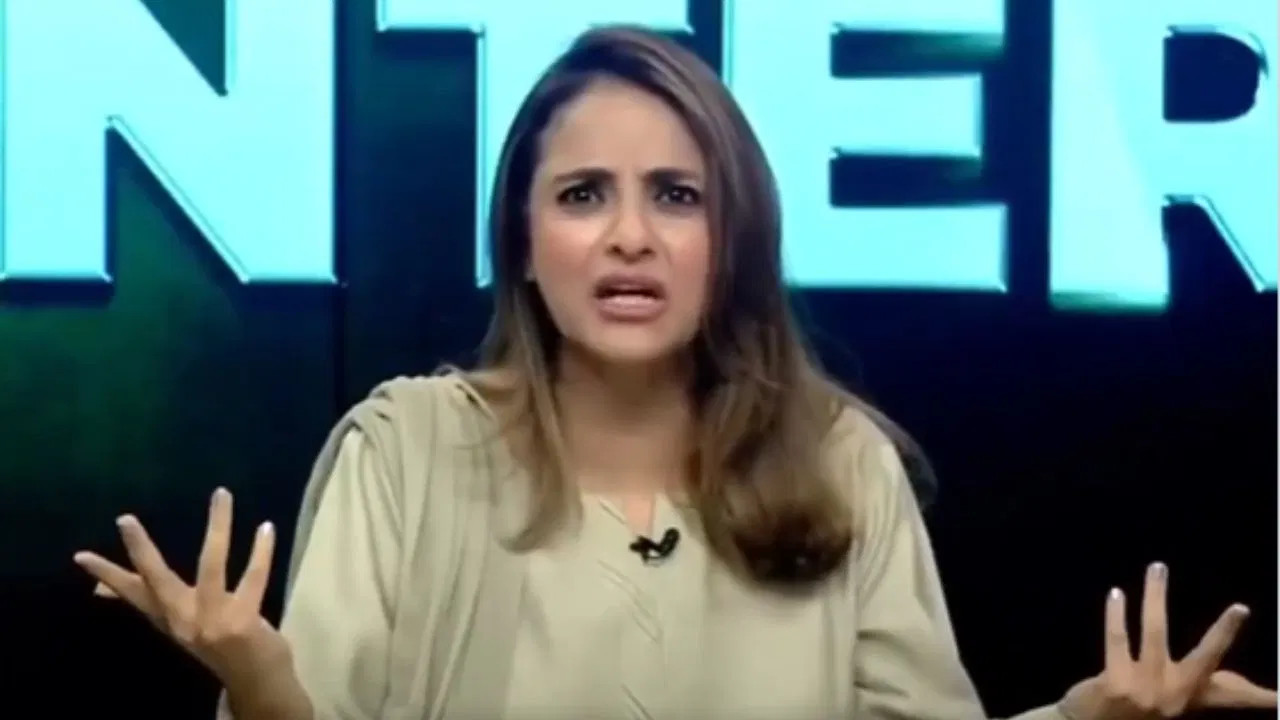 Pakistani News Anchor