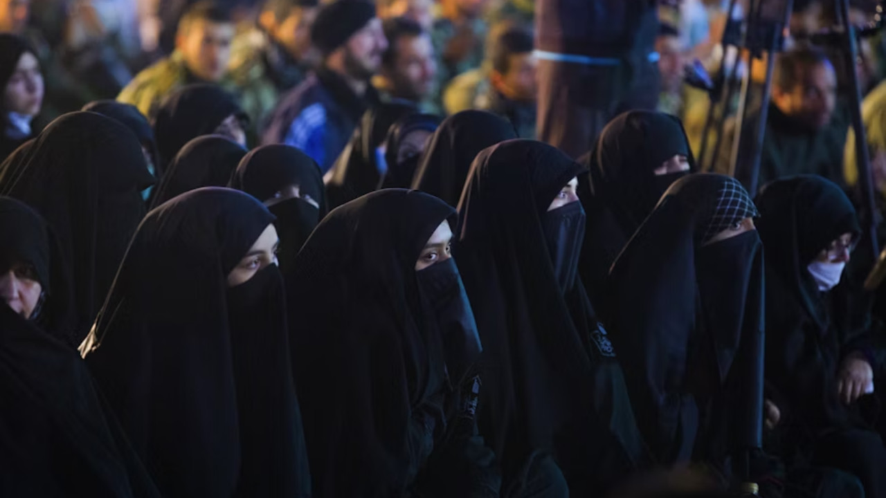 Pakistani TV Serials Spreading Poison in Lives, Women Should Stay Away, Says Deoband Cleric