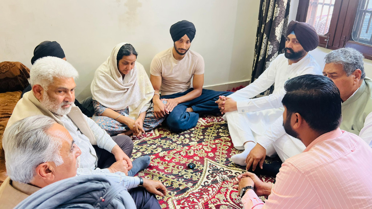 Punjab Ministers, AAP MLAs meet family of martyr ASI Gurnam Singh