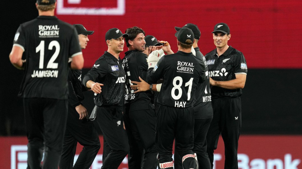 Third ODI: New Zealand beat India to create history as Virat Kohli's ton goes in vain