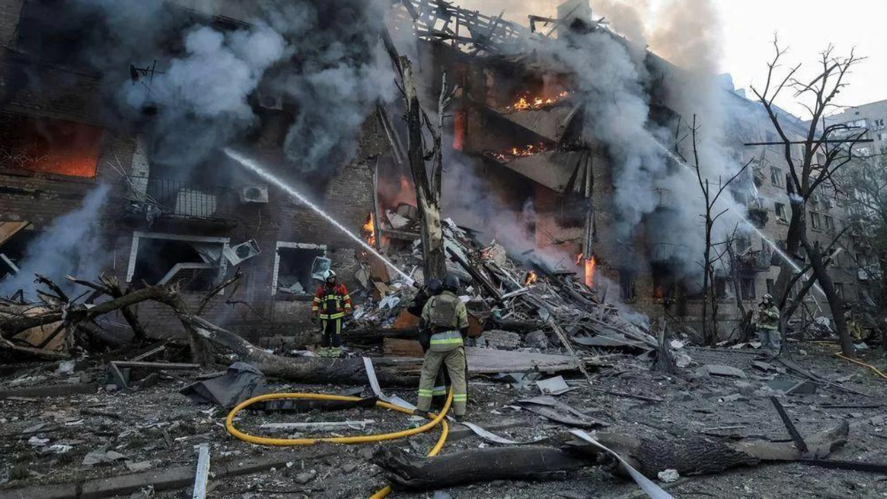 Ukraine War: Russia launches devastating attack on Kyiv; employs 600 Drones, 90 missiles