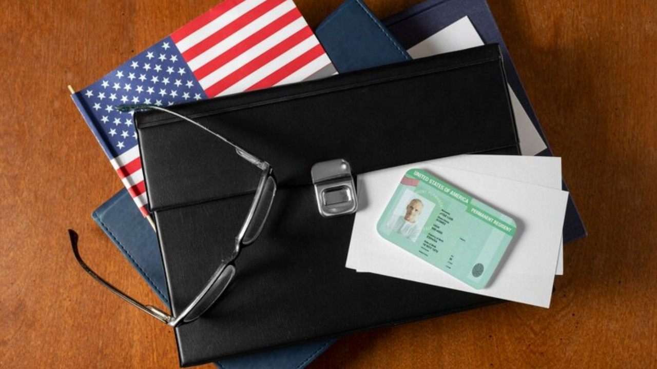 US lawmaker condemns policy for 'ageing out' children of H-1B visa holders