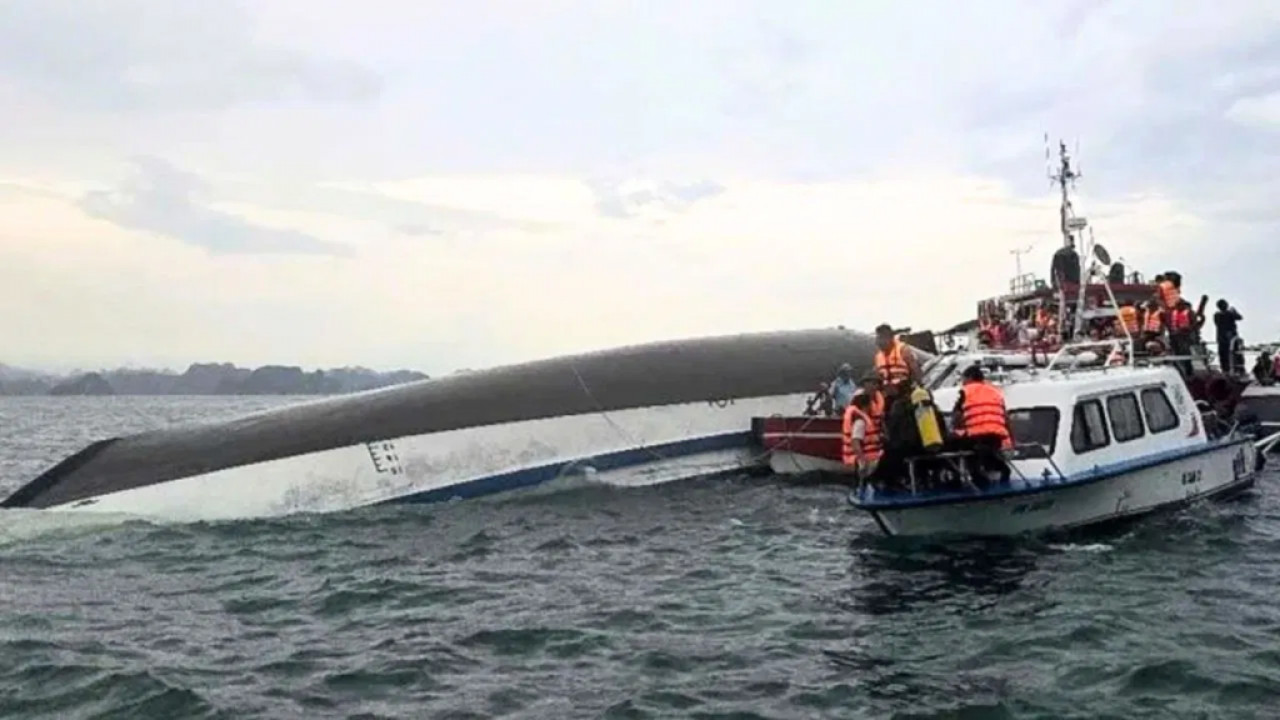 Vietnam boat accident