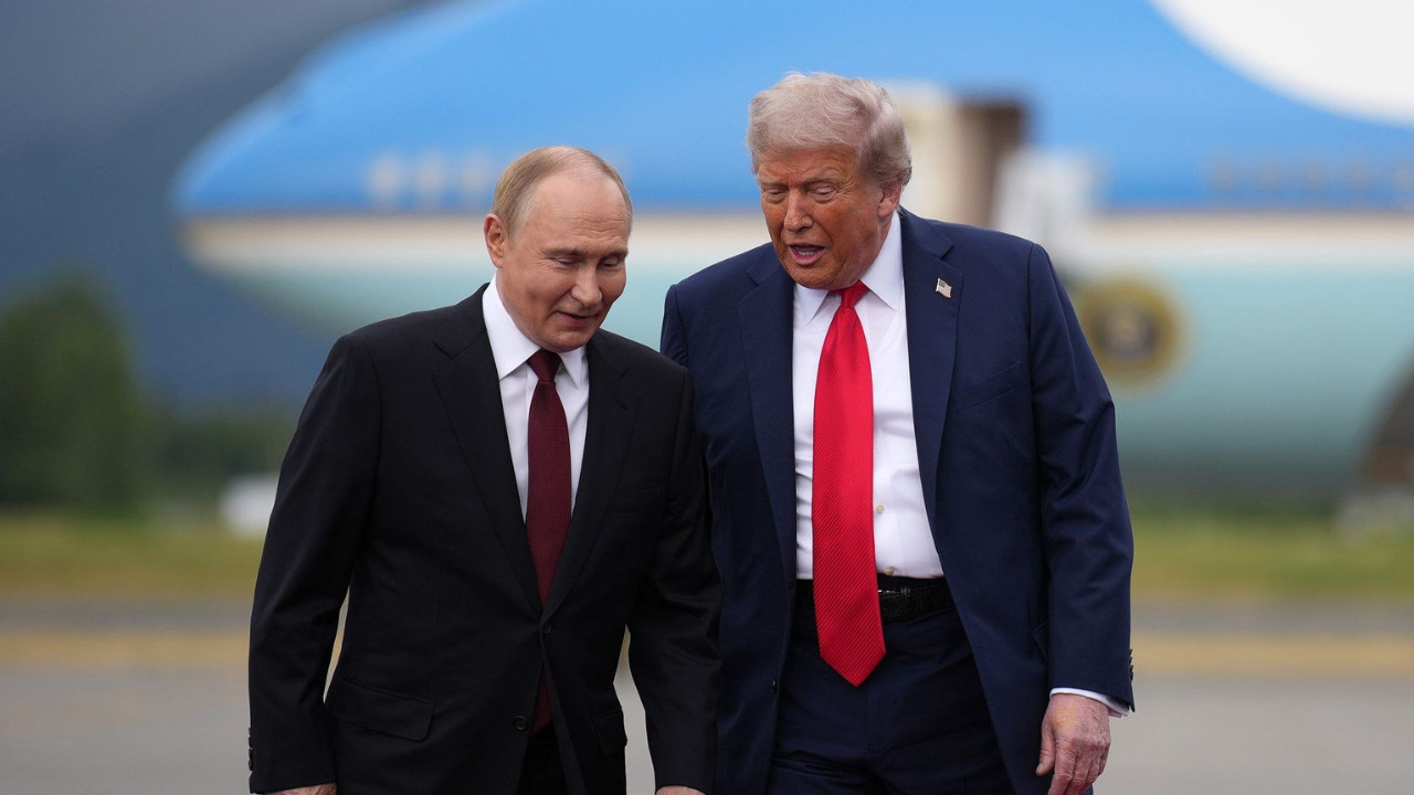 Vladimir Putin Dismisses Report Alleging 'Betrayal' of Iran