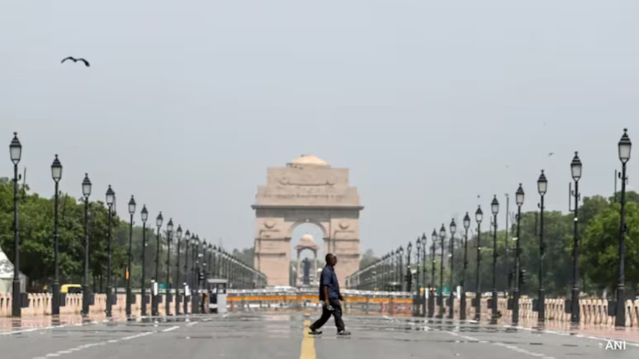 Weather Forecast: Delhi to Face Severe Heatwave; IMD issues two-day Yellow Alert