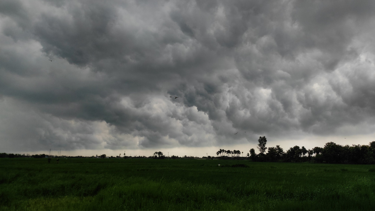 Weather Forecast: IMD predicts heavy rainfall in May, will bring relief from Heatwaves