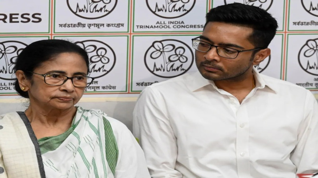 West Bengal: More Trouble for as Abhishek Banerjee police arrive at Kolkata residence