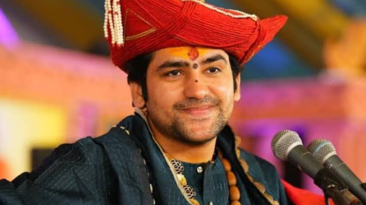 Which Cars Does Bageshwar Dham Sarkar Own? Check Out Dhirendra Krishna Shastri's Car Collection