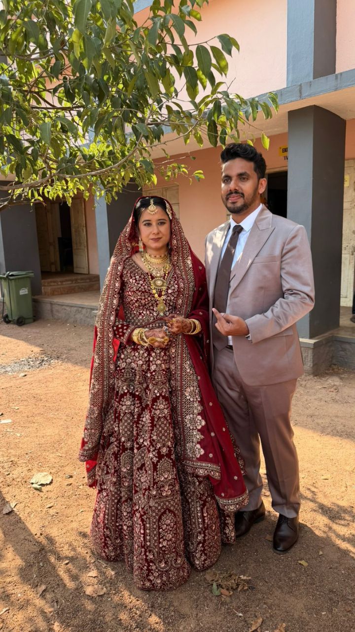 Newly-married couple vote in Kerala   