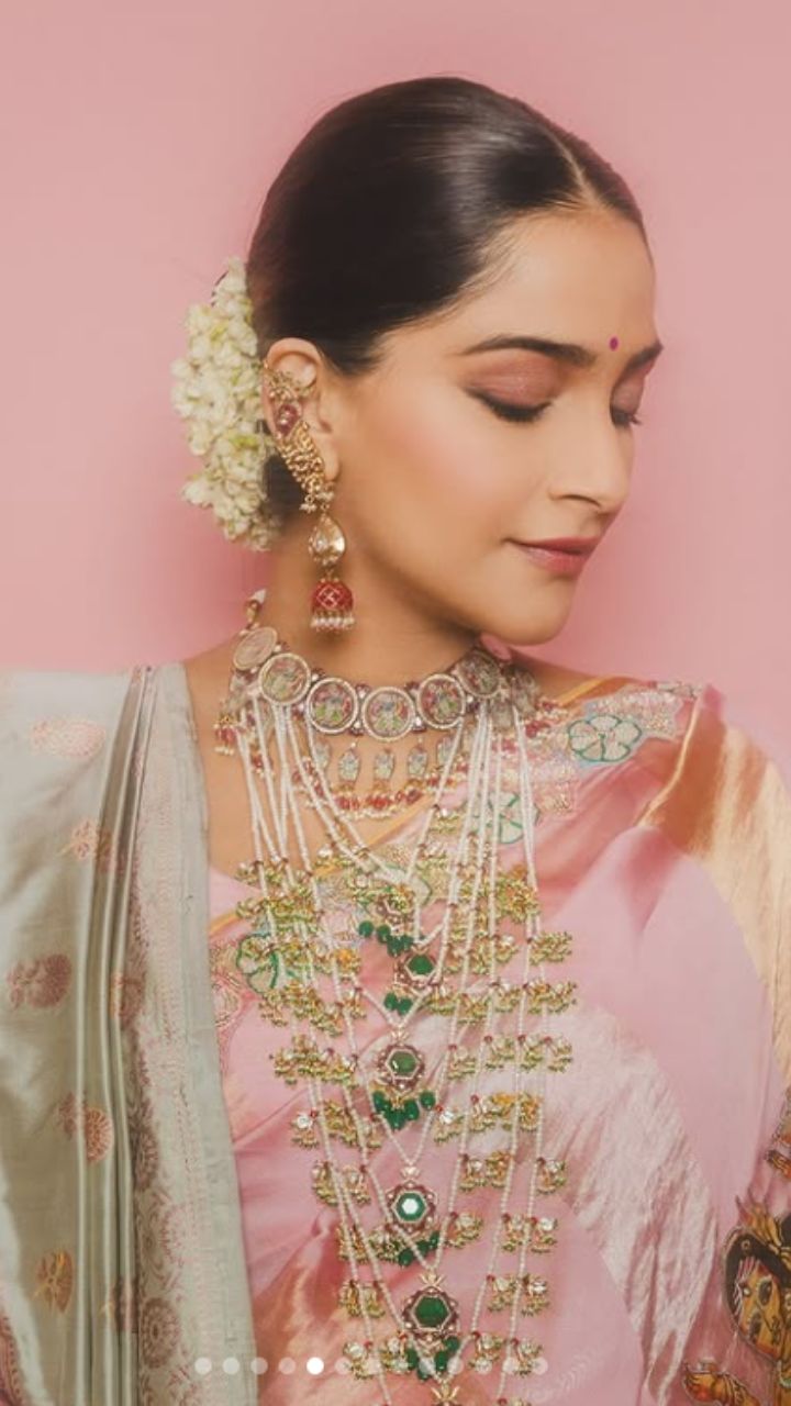 Sonam Kapoor’s Pink Saree Maternity Shoot is Pure Elegance