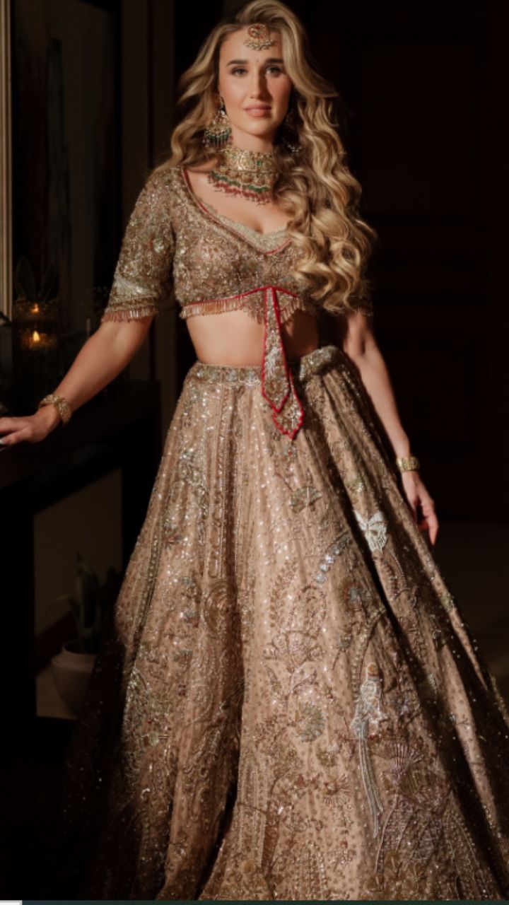 Sophie Shine & Shikhar Dhawan’s Pre-Wedding 