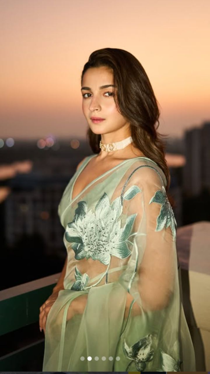 Alia’s Stunning Saree Look