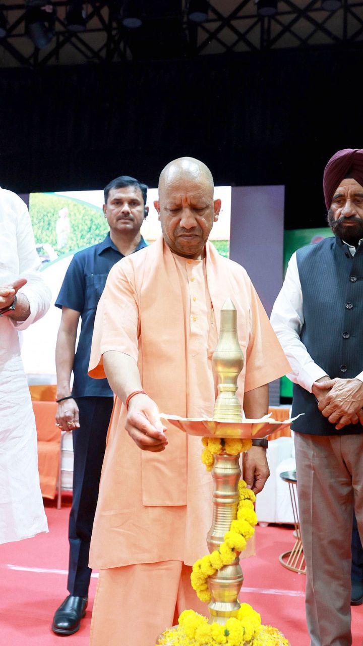 What warning did Yogi government issue?